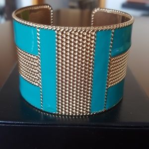 Boutique style New gold & Tourquiose cuff.